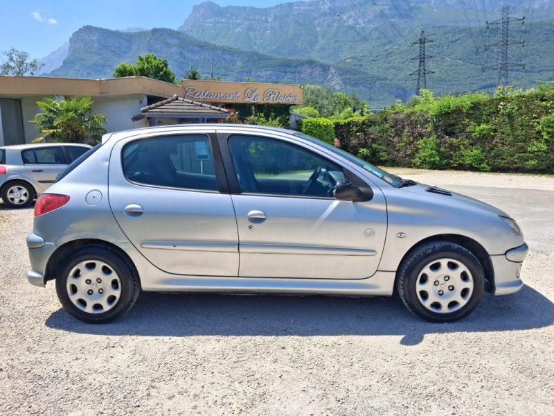 PEUGEOT 206 1.4 HDI 70 CV URBAN CLIMATISATION 5 PORTES  2008
