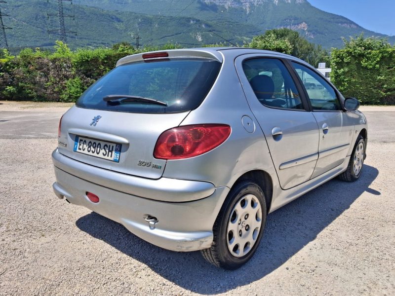 PEUGEOT 206 1.4 HDI 70 CV URBAN CLIMATISATION 5 PORTES  2008