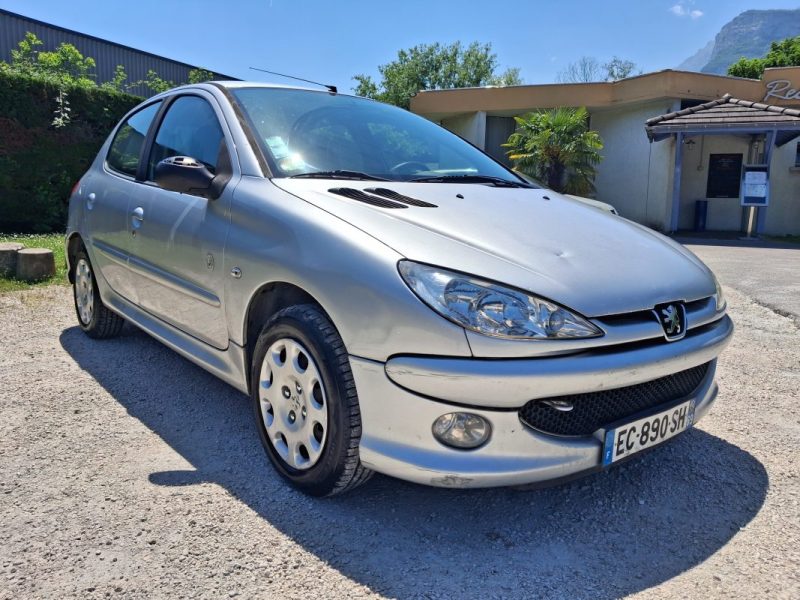 PEUGEOT 206 1.4 HDI 70 CV URBAN CLIMATISATION 5 PORTES  2008