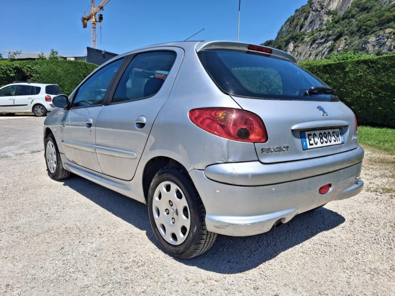 PEUGEOT 206 1.4 HDI 70 CV URBAN CLIMATISATION 5 PORTES  2008