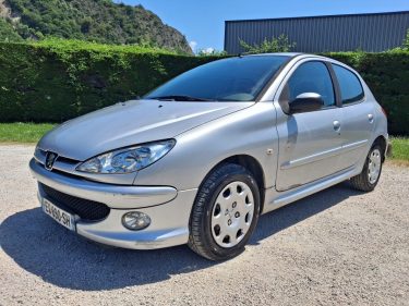 PEUGEOT 206 1.4 HDI 70 CV URBAN CLIMATISATION 5 PORTES  2008