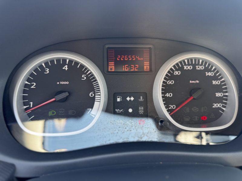 DACIA DUSTER 1.5 DCI 110CH PRESTIGE 4X2 2013