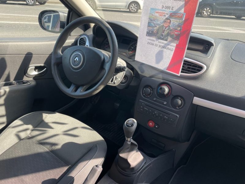 RENAULT CLIO III EXPRESSION 1.5DCI 85 2009