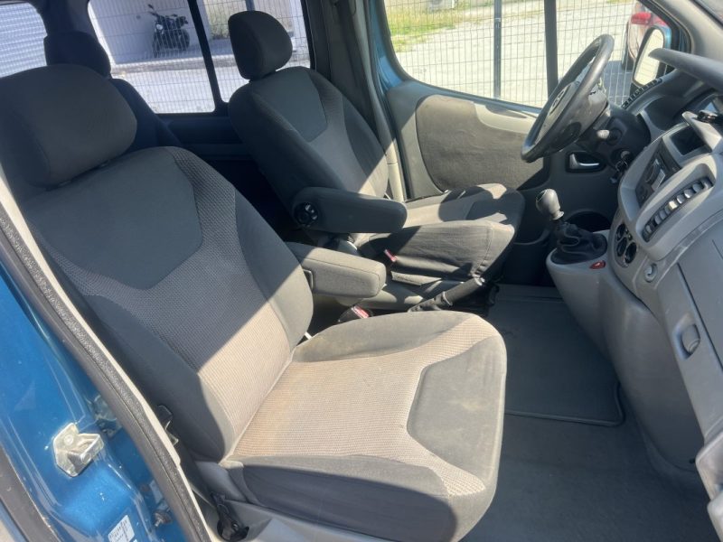 OPEL VIVARO 1 TOUR C1 2.0 CDTI 115 COSMO 2007