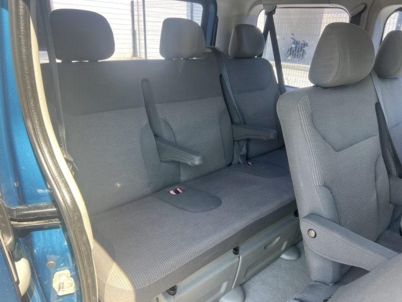 OPEL VIVARO 1 TOUR C1 2.0 CDTI 115 COSMO 2007