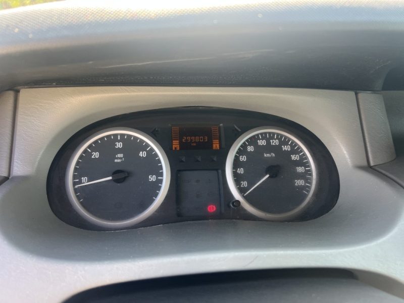 OPEL VIVARO 1 TOUR C1 2.0 CDTI 115 COSMO 2007