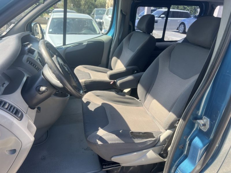 OPEL VIVARO 1 TOUR C1 2.0 CDTI 115 COSMO 2007