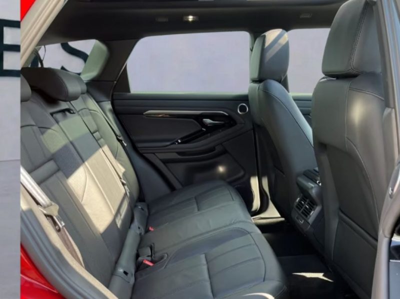 LAND ROVER RANGE ROVER EVOQUE P300E R-DYNAMIC SE 2023