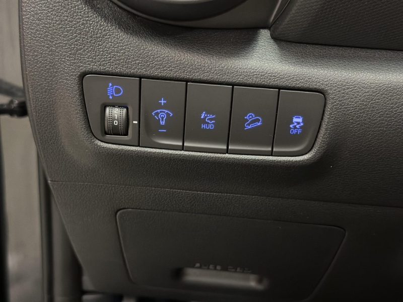 HYUNDAI KONA 1.6 CRDI 136CH HYBRID 48V EXECUTIVE DCT-7 - CT Vierge - Garantie 12 mois -