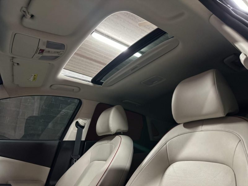 HYUNDAI KONA 1.6 CRDI 136CH HYBRID 48V EXECUTIVE DCT-7 - CT Vierge - Garantie 12 mois -
