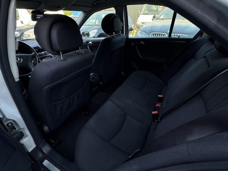 MERCEDES C200 CDi PACK ELEGANCE GPS/CLIM/CAMERA GARANTIE 6 MOIS 