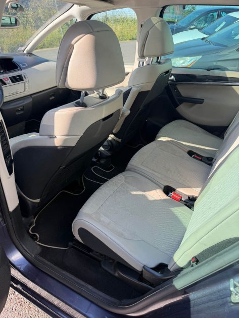 CITROEN C4 2.0 HDI 150 ch FAP MILLENIUM BMP6 7 PLACES