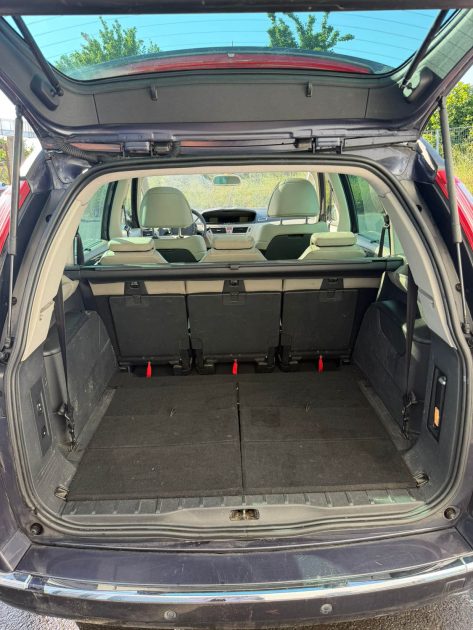 CITROEN C4 2.0 HDI 150 ch FAP MILLENIUM BMP6 7 PLACES