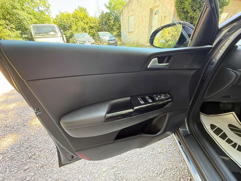KIA SPORTAGE 1.6 CRDI 136 DESIGN DCT 