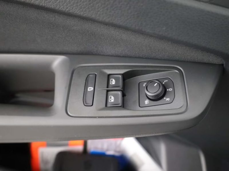 VOLKSWAGEN CADDY ÉDITION LIFE 2.0 TDI DSG 2025