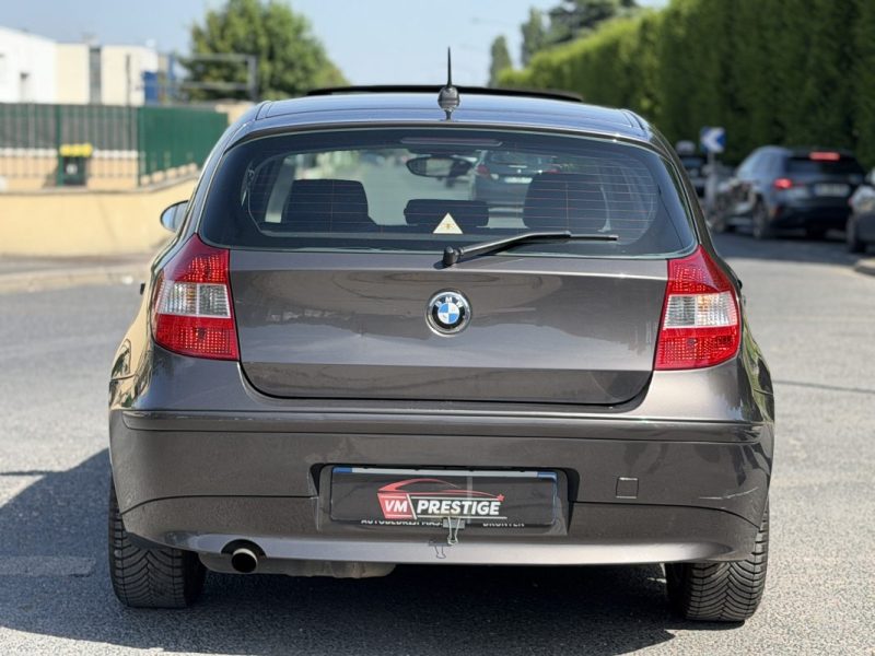 BMW SERIE 1 118i 130 CV  Boite Auto / Toit Ouvrant / Paiement 4X ou 10X Possible