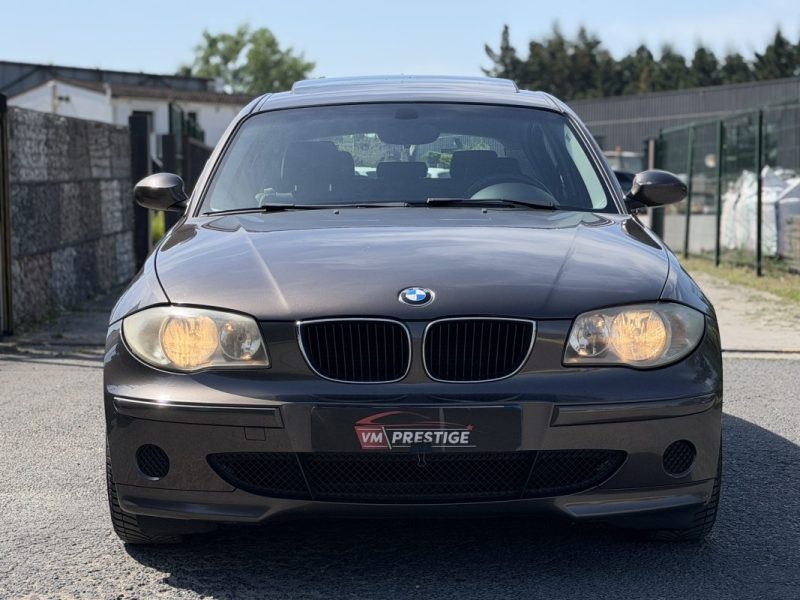 BMW SERIE 1 118i 130 CV  Boite Auto / Toit Ouvrant / Paiement 4X ou 10X Possible