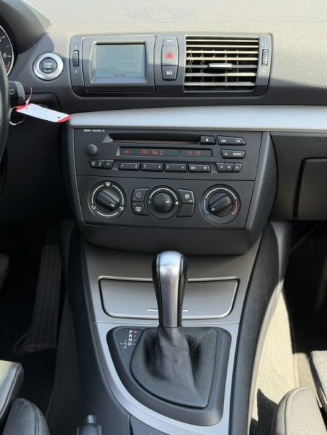 BMW SERIE 1 118i 130 CV  Boite Auto / Toit Ouvrant / Paiement 4X ou 10X Possible