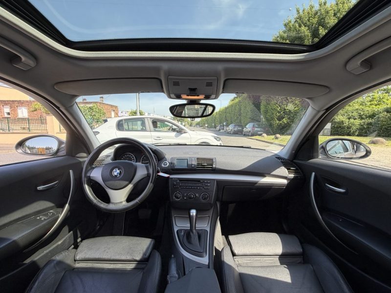 BMW SERIE 1 118i 130 CV  Boite Auto / Toit Ouvrant / Paiement 4X ou 10X Possible