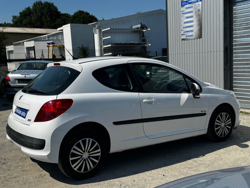 PEUGEOT 207 1.4  75CH URBAN MOVE 2009