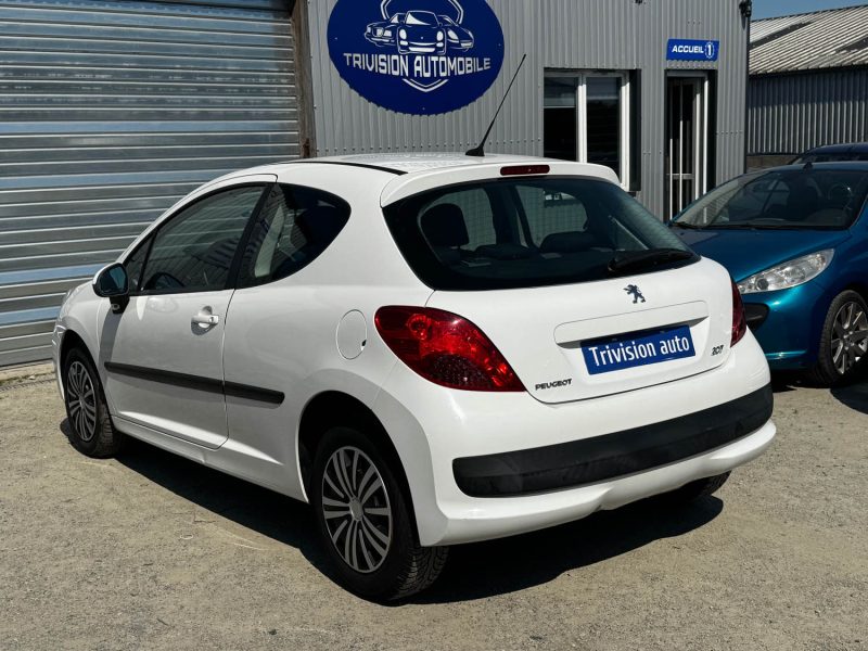 PEUGEOT 207 1.4  75CH URBAN MOVE 2009