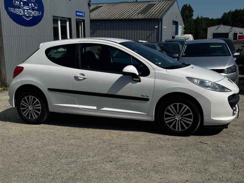 PEUGEOT 207 1.4  75CH URBAN MOVE 2009