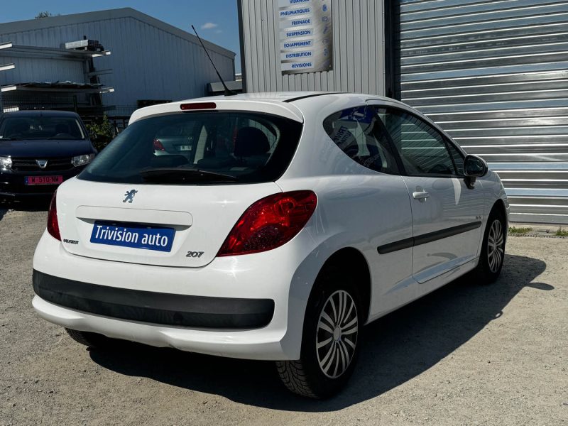 PEUGEOT 207 1.4  75CH URBAN MOVE 2009