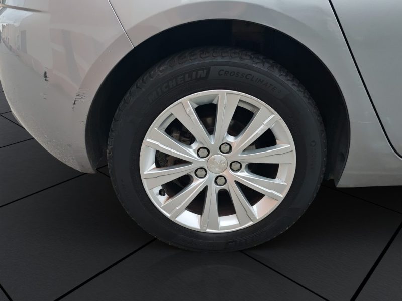 PEUGEOT 308 II 1.6 BLUEHDI 120 S&S STYLE EAT6