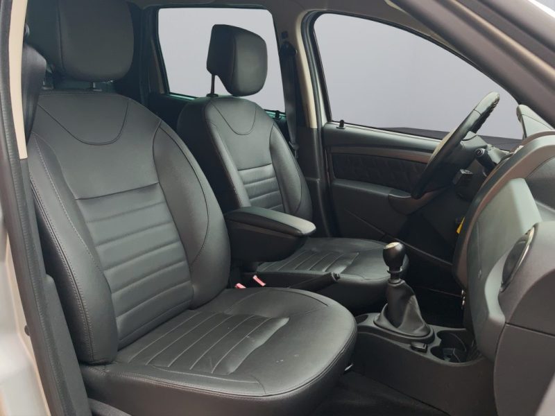 DACIA DUSTER 1.2 TCE 125 PRESTIGE 4X2 - 1ERE MAIN