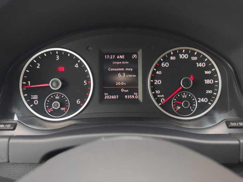 VOLKSWAGEN TIGUAN 2.0 TDI 110 BLUEMOTION TECHNOLOGY R-EXCLUSIVE