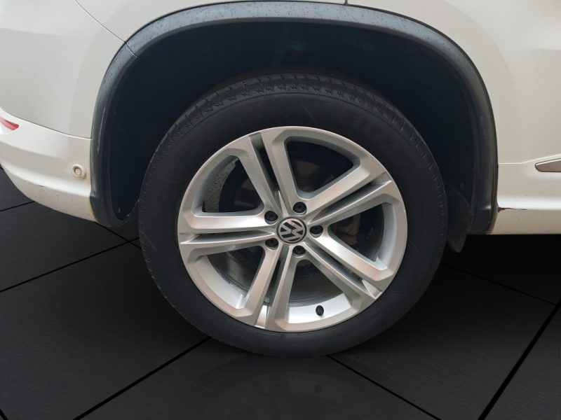 VOLKSWAGEN TIGUAN 2.0 TDI 110 BLUEMOTION TECHNOLOGY R-EXCLUSIVE