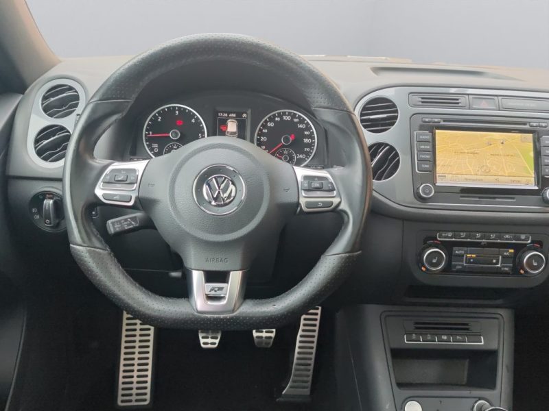 VOLKSWAGEN TIGUAN 2.0 TDI 110 BLUEMOTION TECHNOLOGY R-EXCLUSIVE
