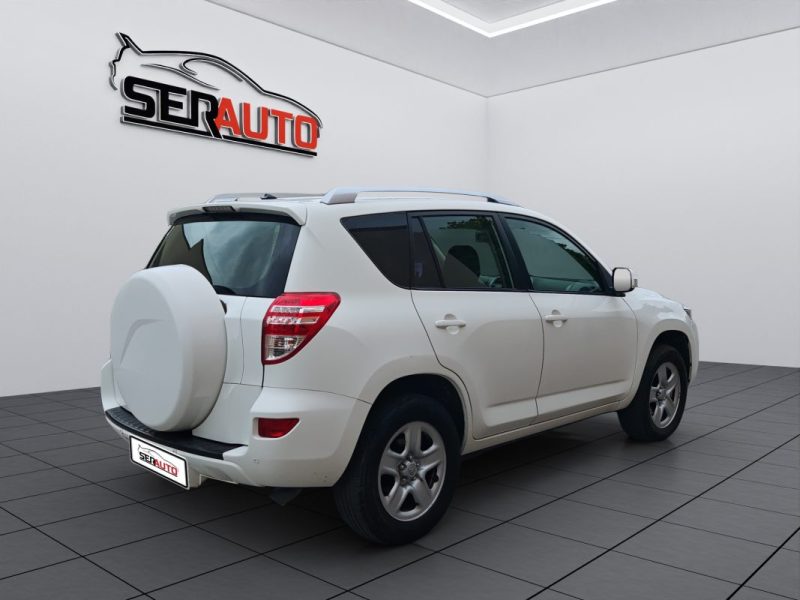 TOYOTA RAV4 150 D-4D LECAP 2WD 