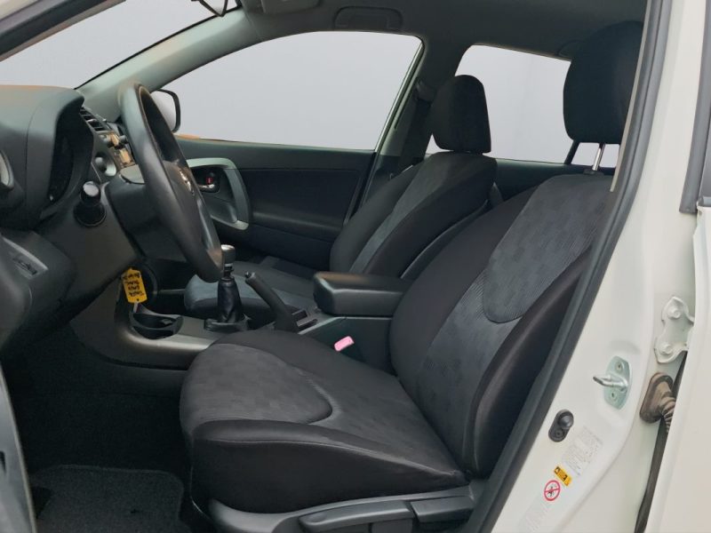 TOYOTA RAV4 150 D-4D LECAP 2WD 