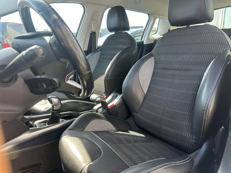 PEUGEOT 2008  1.6 HDI 92CV ALLURE S&S 2013