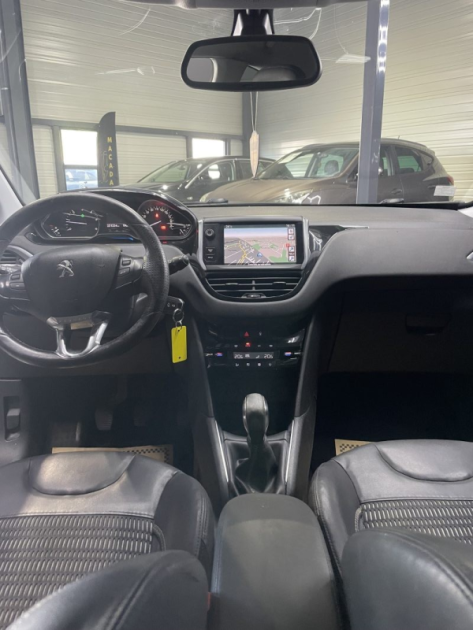 PEUGEOT 208 1.6 E-HDI 92 BVM5 ALLURE 2012