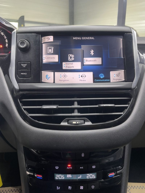 PEUGEOT 208 1.6 E-HDI 92 BVM5 ALLURE 2012