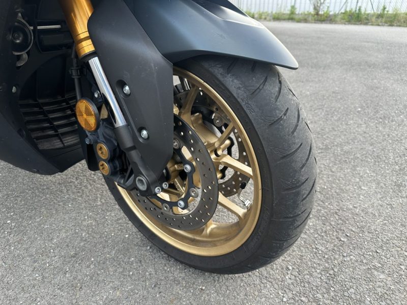YAMAHA T-MAX 560 2024 - Ligne AKRAPOVIC