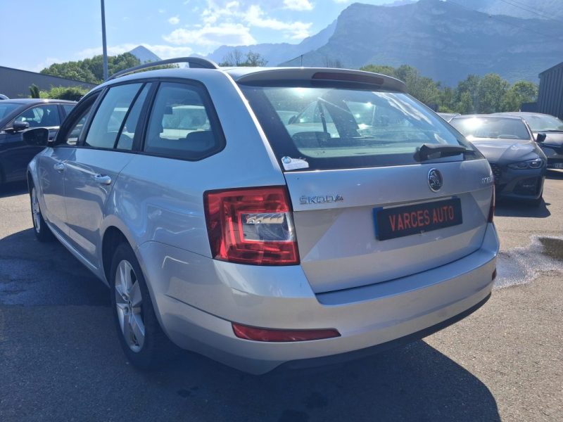 SKODA OCTAVIA COMBI  1.6 TDI 105 CV GREENTEC BVM 