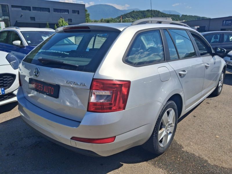 SKODA OCTAVIA COMBI  1.6 TDI 105 CV GREENTEC BVM 