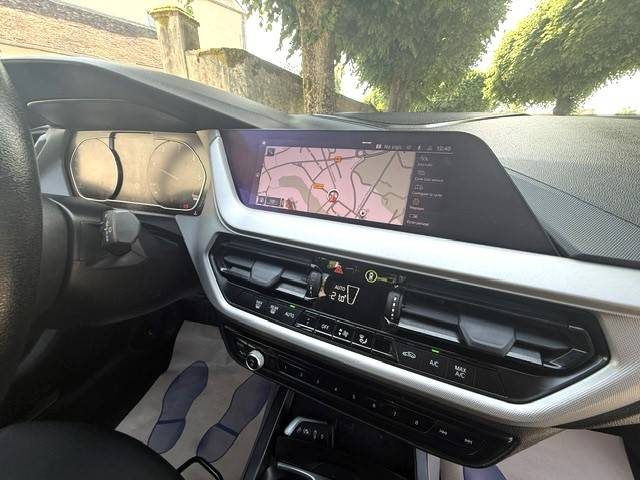 B.M.W. SERIE 1 F40 BUSINESS DESIGN / 1ERE MAIN / GPS / CAMERA RECUL  / CARPLAY 116D 2021