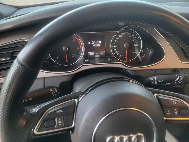 AUDI A4 AVANT V6 3.0 TDI 204 AMBIENTE MULTITRONIC 2012