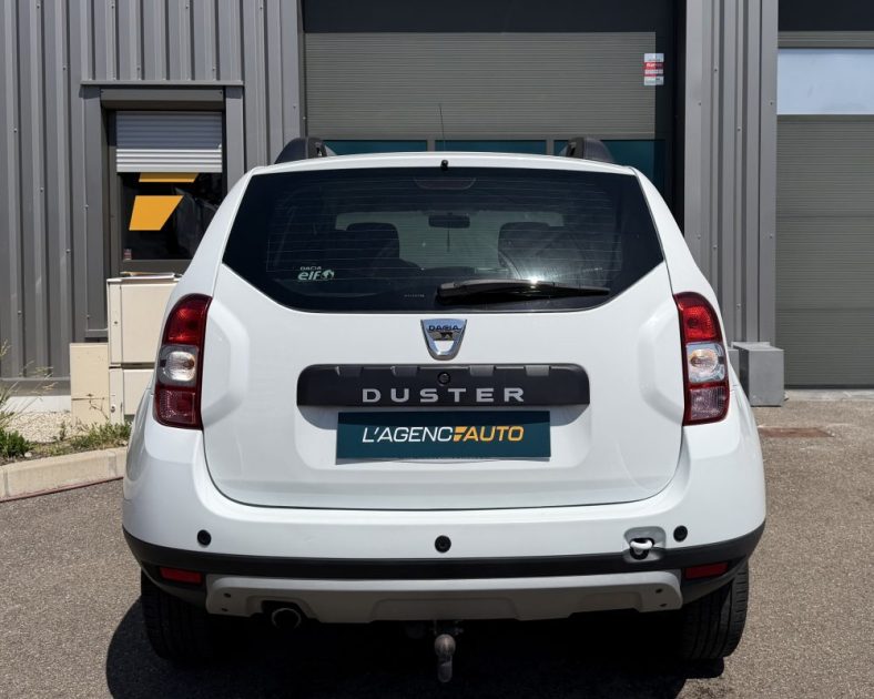 DACIA DUSTER TCE 125ch - ENTRETIENT COMPLET - Radar de recul- PRESTIGE - ATTELAGE - 2016 -