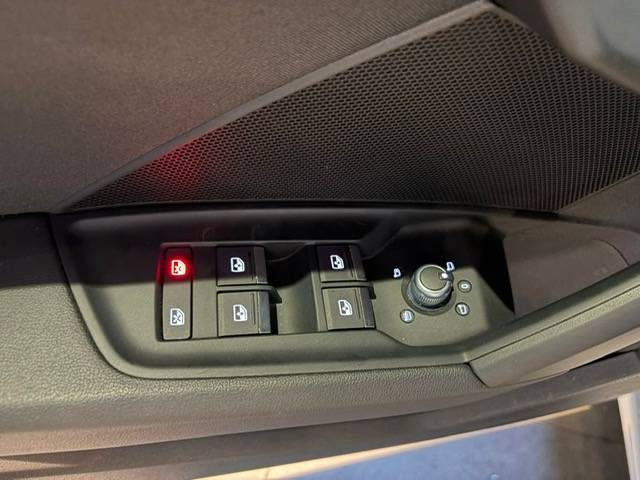 AUDI A3 30 TDI 116 S TRONIC DESIGN / ENTRETIEN AUDI 2022