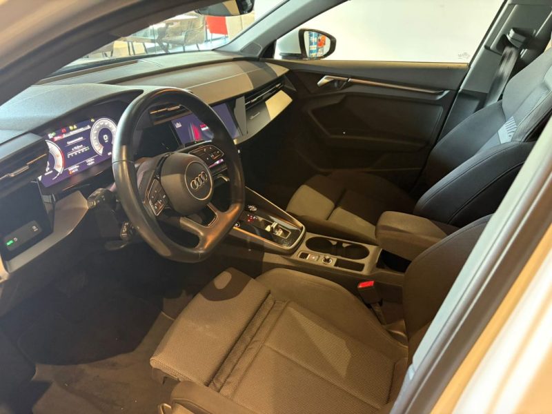 AUDI A3 30 TDI 116 S TRONIC DESIGN / ENTRETIEN AUDI 2022