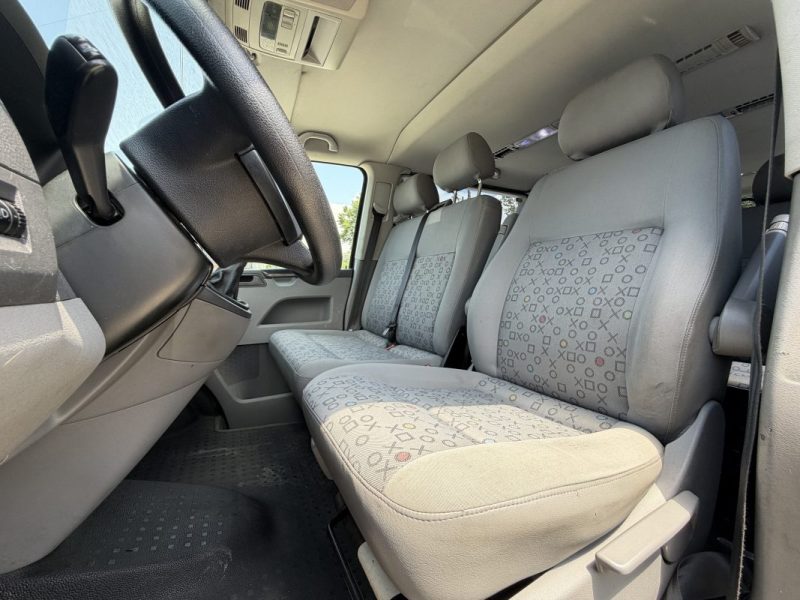 VOLKSWAGEN TRANSPORTER CARAVELLE 2.5 TDI 130 2008