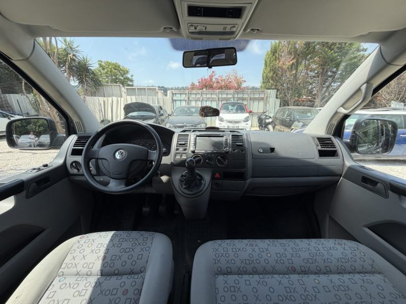 VOLKSWAGEN TRANSPORTER CARAVELLE 2.5 TDI 130 2008