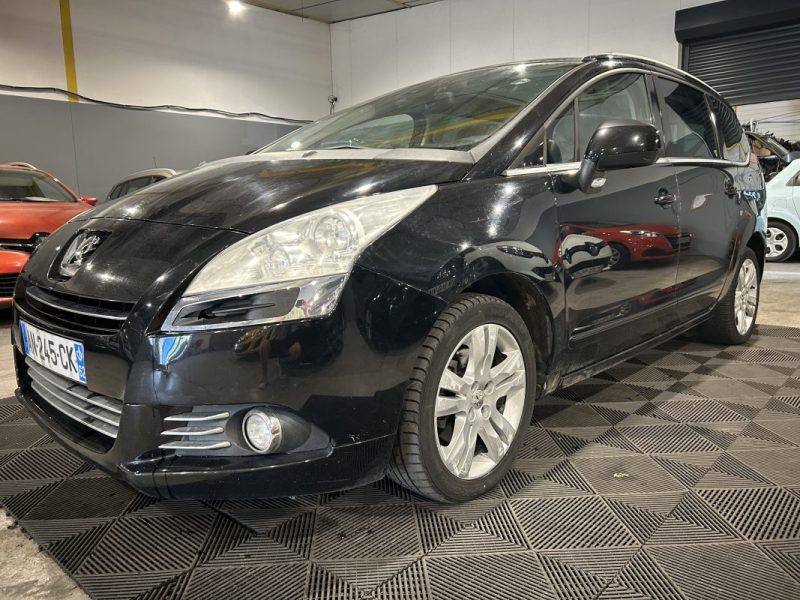 PEUGEOT 5008 2.0 HDI 150CH 