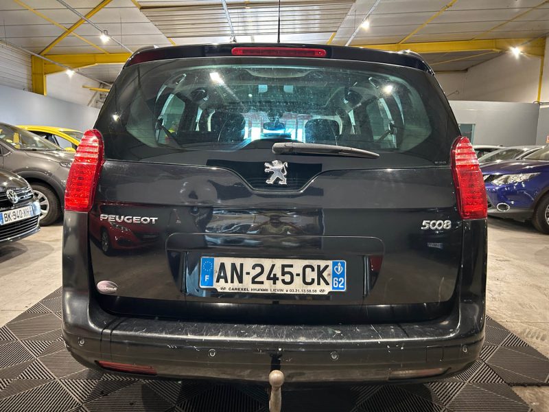 PEUGEOT 5008 2.0 HDI 150CH 