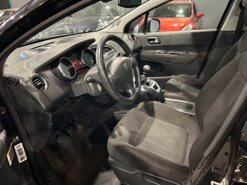 PEUGEOT 5008 2.0 HDI 150CH 